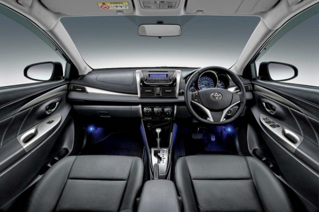Mua ô tô đã qua sử dụng, đừng bỏ qua sự bền bỉ của Toyota Vios 2015